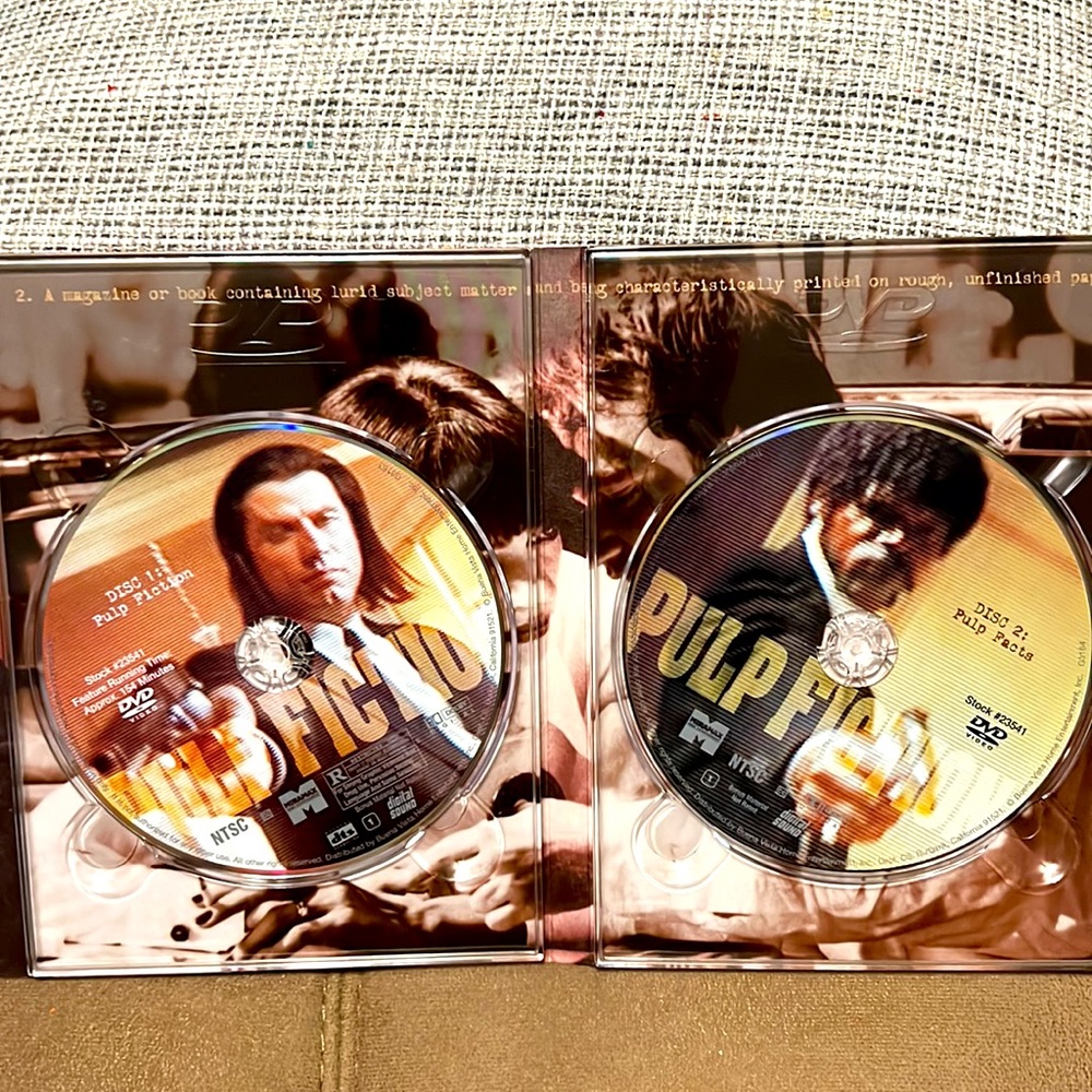 Pulp Fiction DVD - Picture 3 of 3
